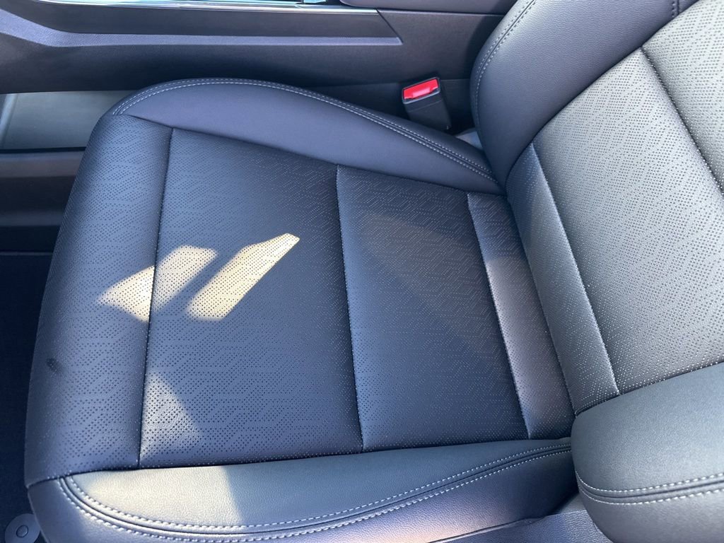 New 2026 Chevrolet Equinox LT image 4