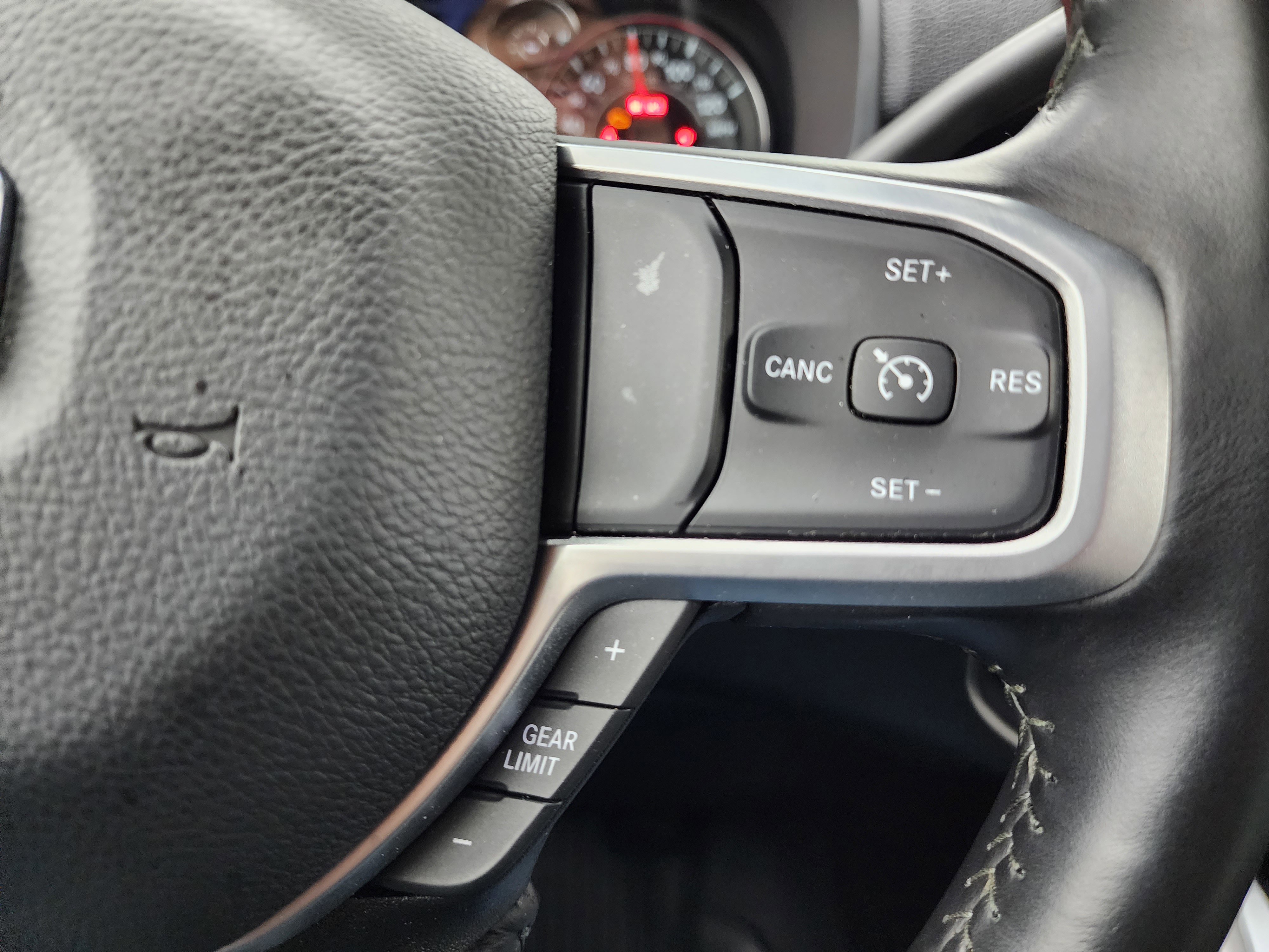 Used 2024 RAM 3500 Big Horn w/ Sport Appearance Package image 16