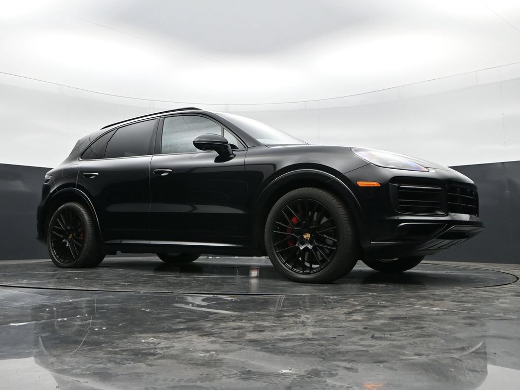 Used 2023 Porsche Cayenne GTS AWD/4WD image 41
