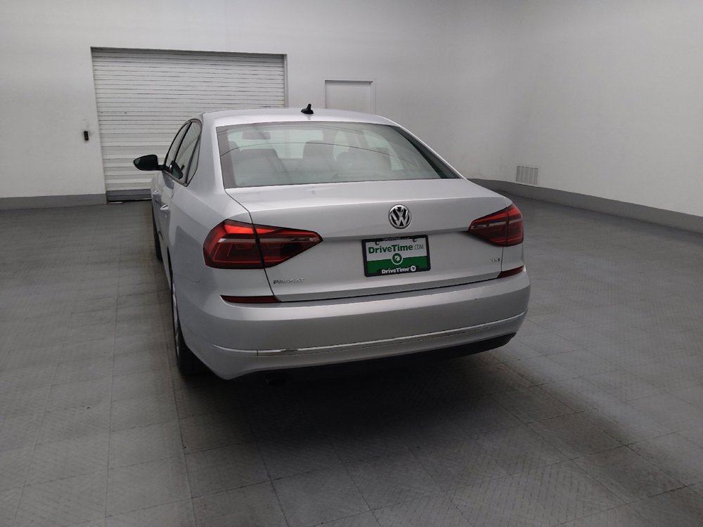 Used 2019 Volkswagen Passat 2.0T Wolfsburg w/ Wheels & Sunroof Package FWD image 6