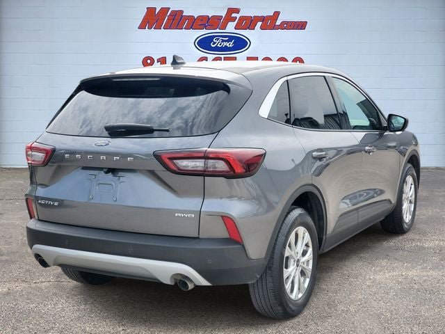 Used 2023 Ford Escape Active w/ Tech Pack #2 AWD/4WD image 3
