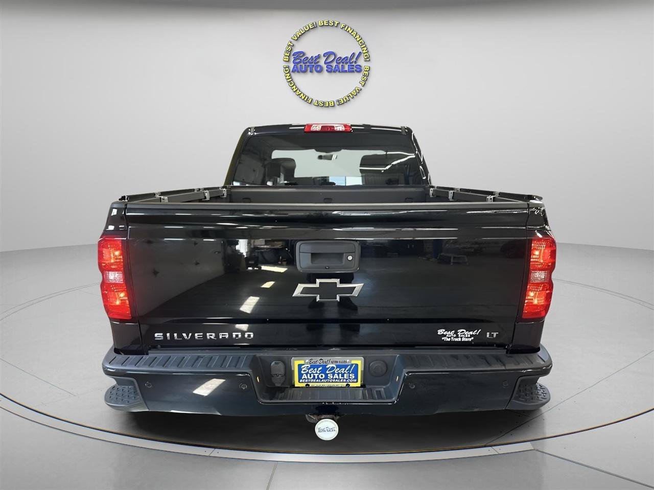 Used 2017 Chevrolet Silverado 1500 LT w/ Midnight Edition AWD/4WD image 3