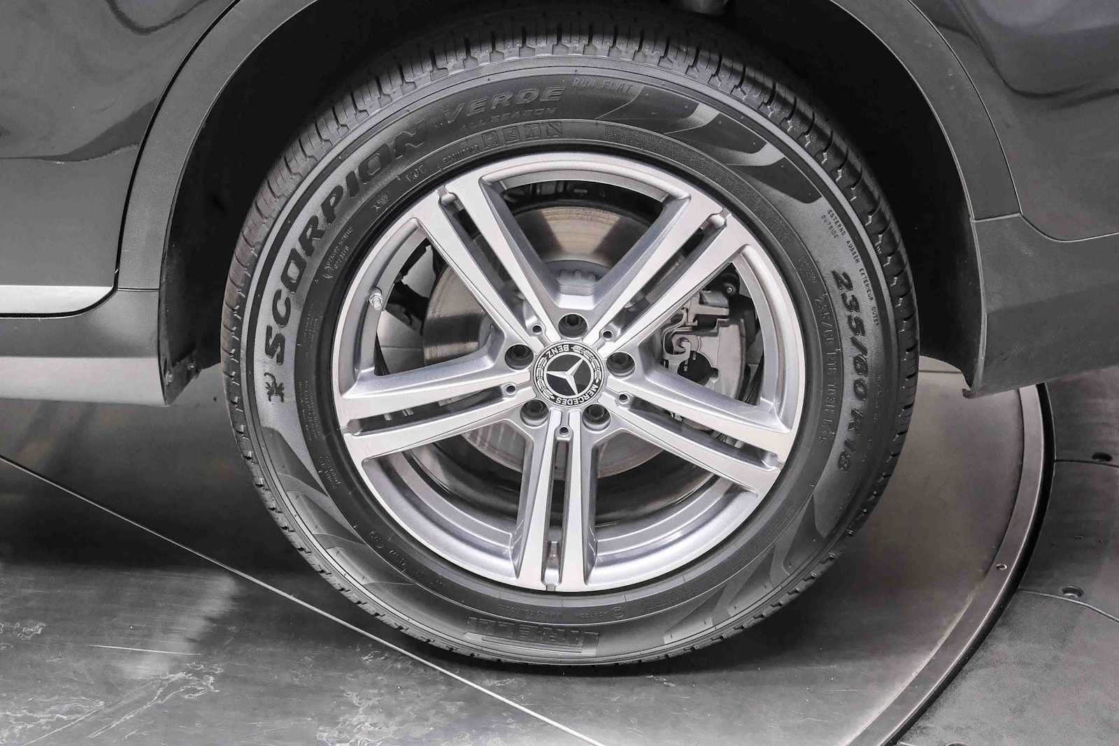 Certified 2022 Mercedes-Benz GLC 300 image 9