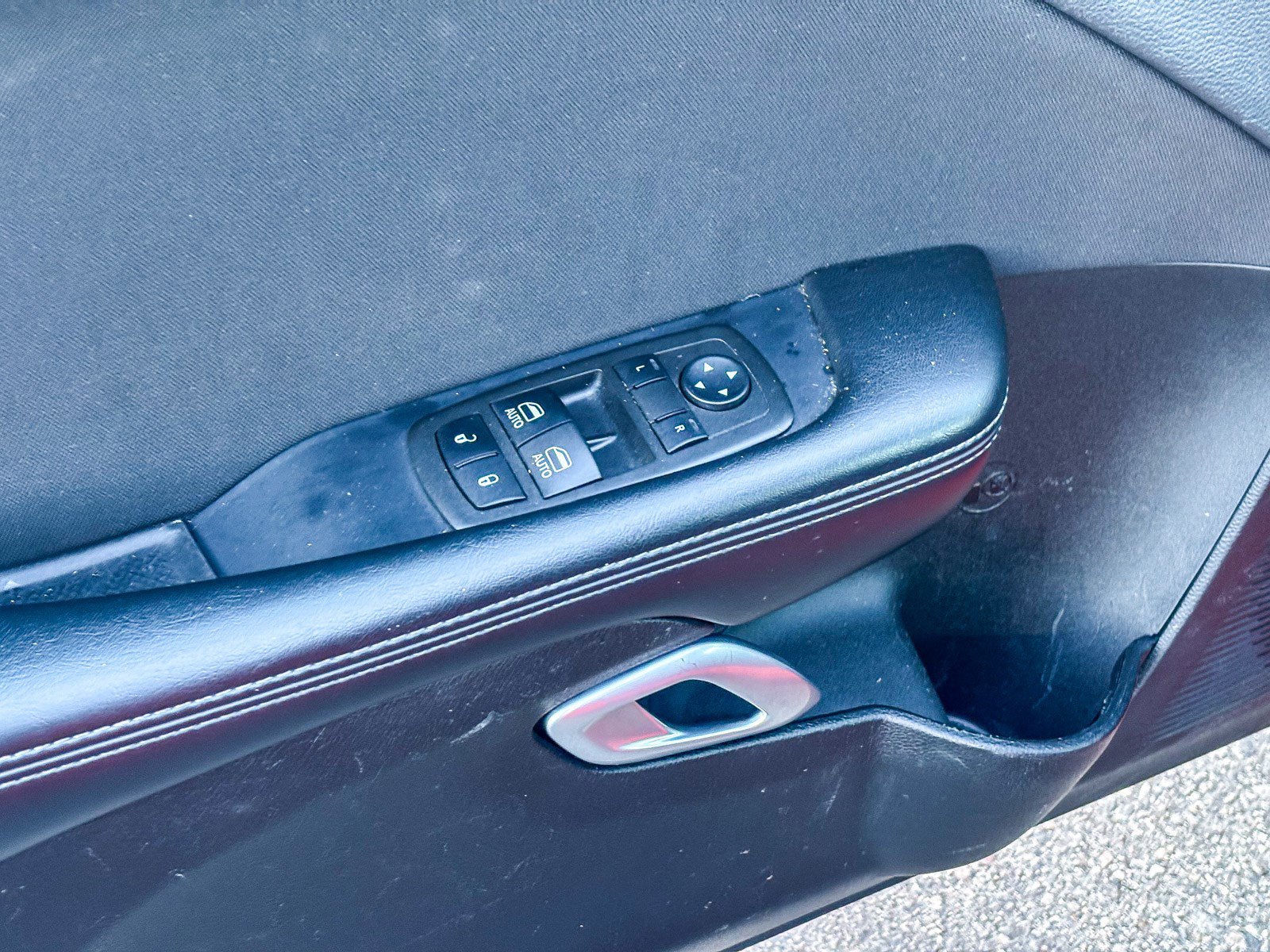 Used 2022 Dodge Challenger GT image 16