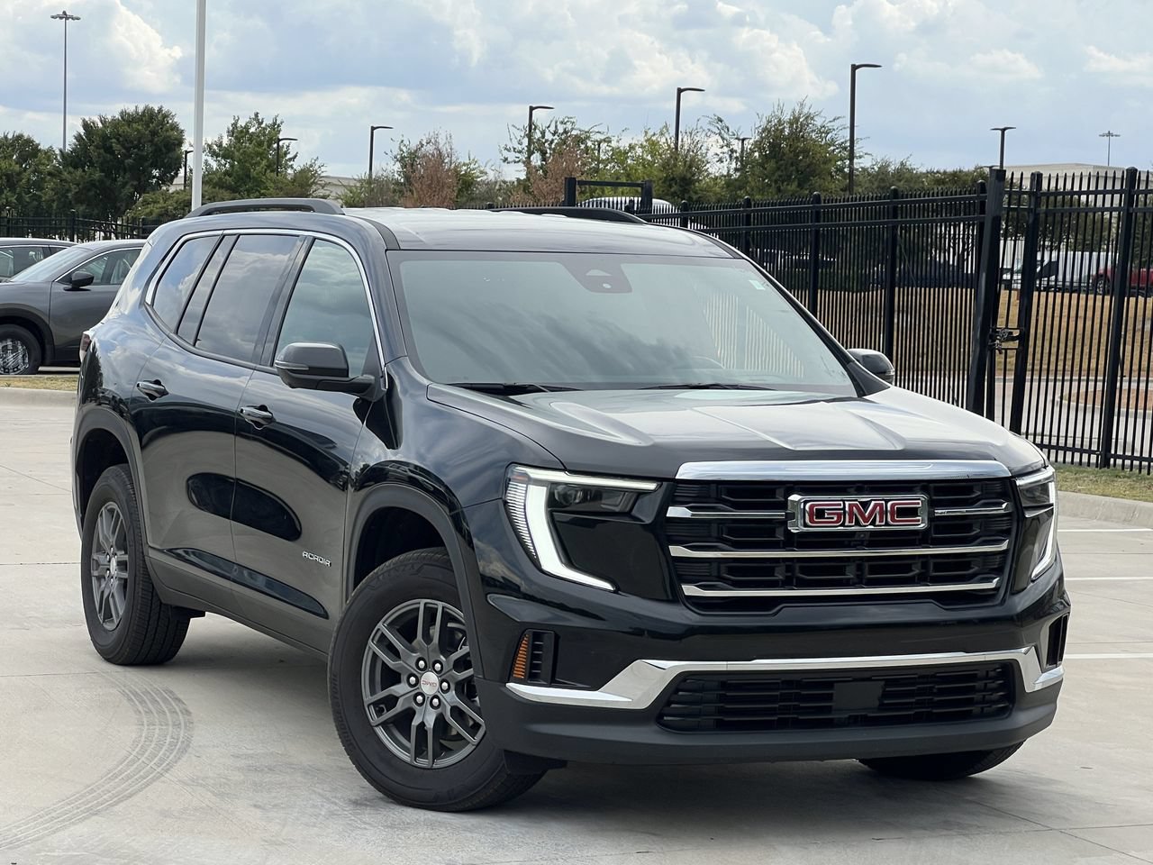 Used 2026 GMC Acadia Elevation