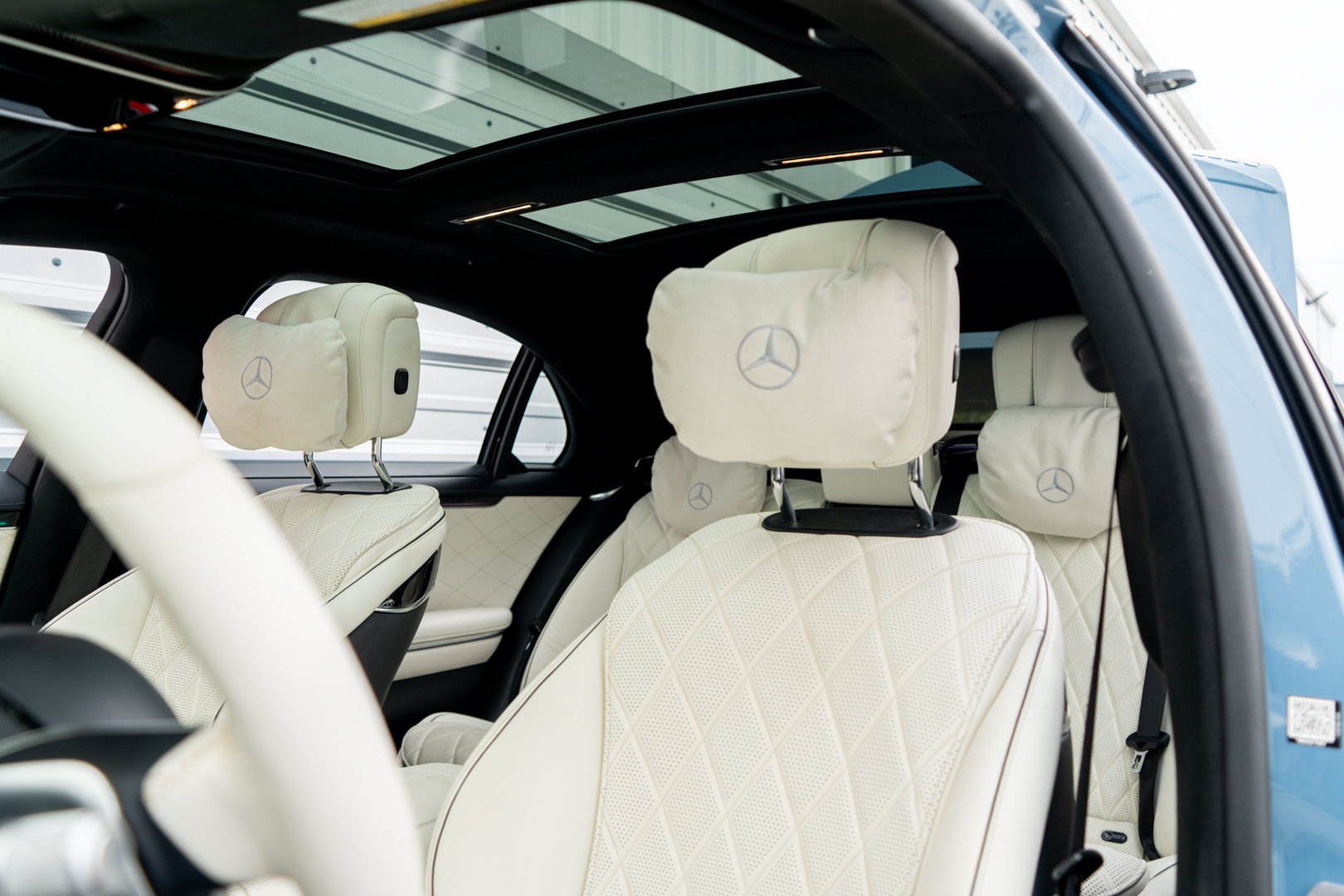 Used 2023 Mercedes-Benz S 500 4MATIC image 9