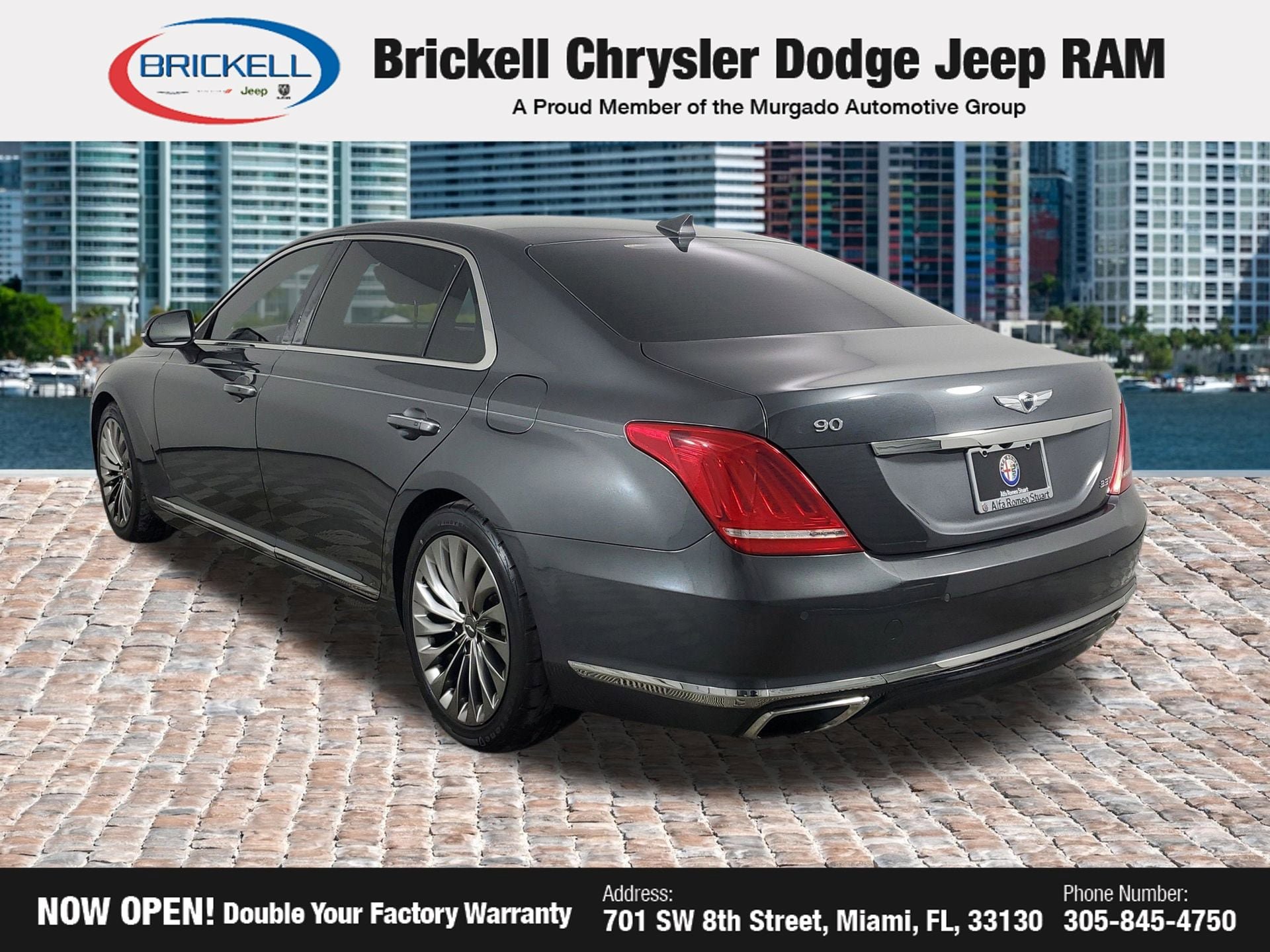 Used 2017 Genesis G90 3.3T Premium RWD image 8