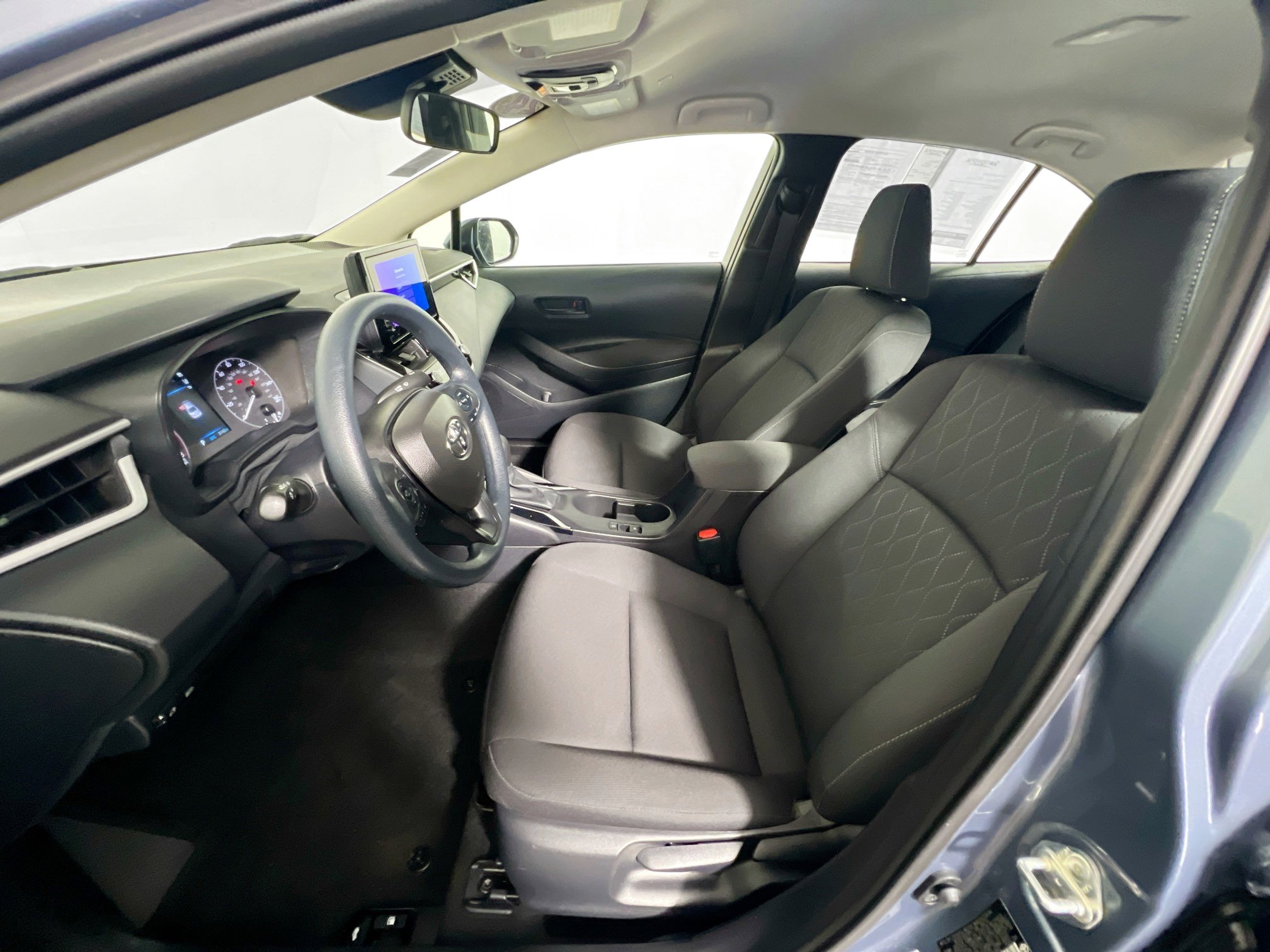 Used 2024 Toyota Corolla LE image 14