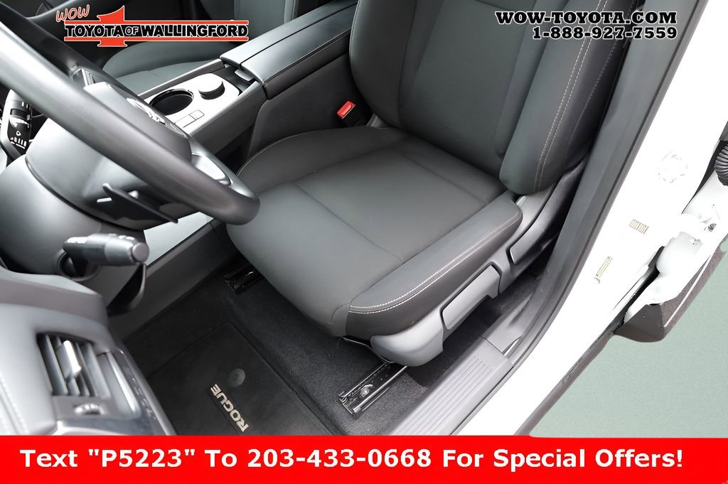 Used 2023 Nissan Rogue S image 21