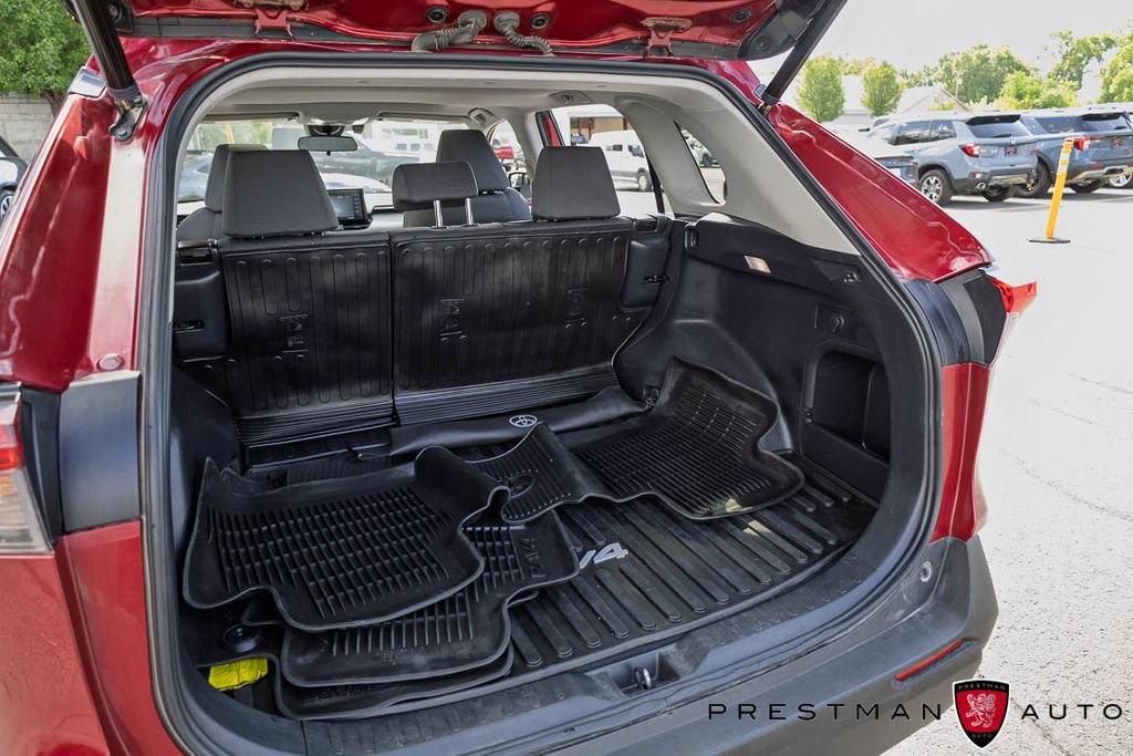 Used 2022 Toyota RAV4 XLE w/ Convenience Package AWD/4WD image 37