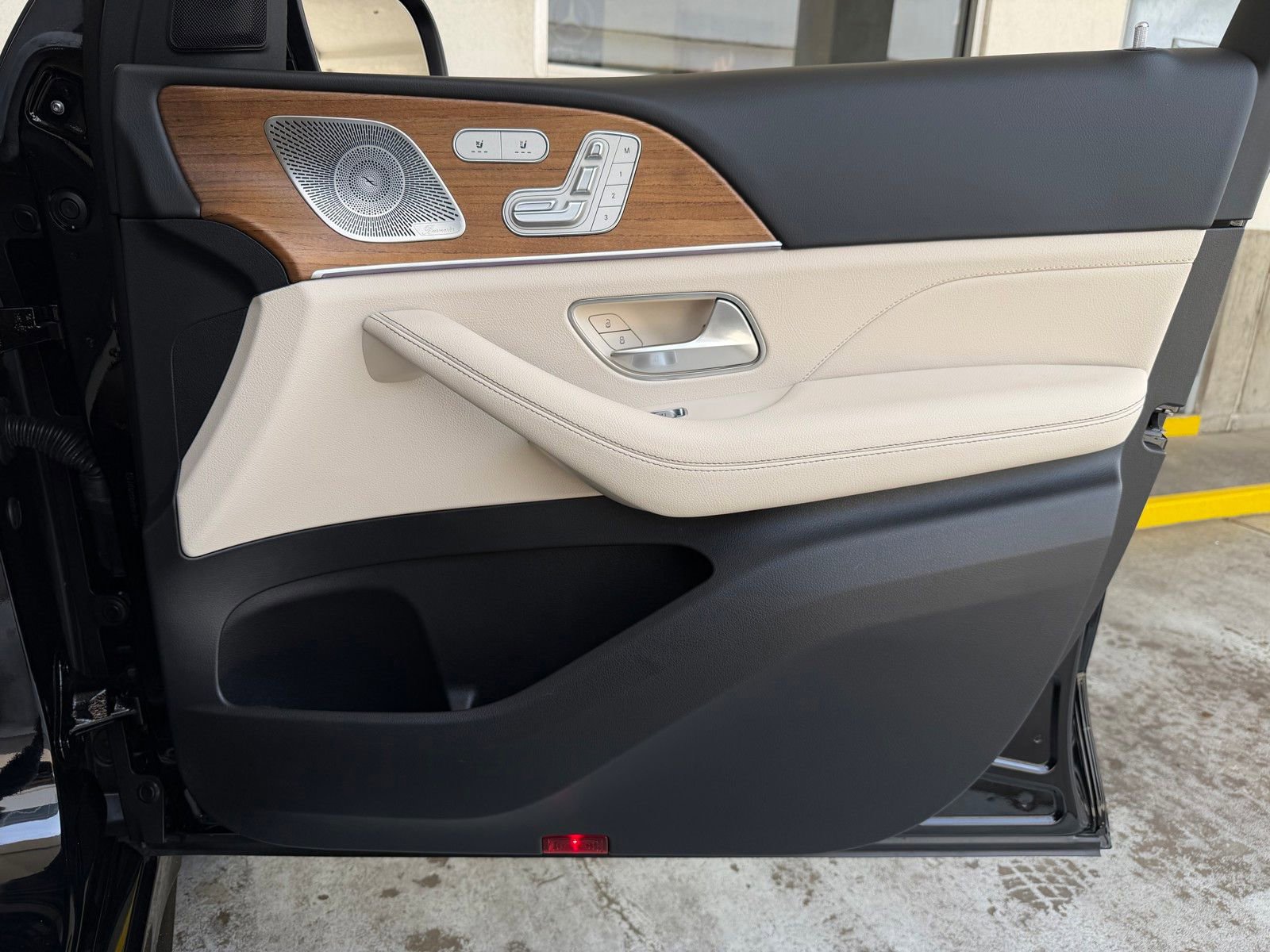 Certified 2024 Mercedes-Benz GLE 350 4MATIC image 22