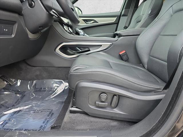 Certified 2025 Jaguar F-PACE R-Dynamic S image 28