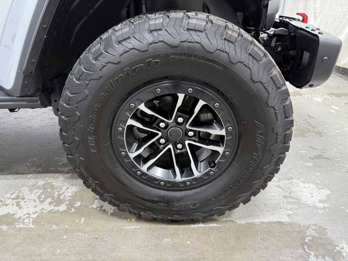 Used 2024 Jeep Wrangler Unlimited Rubicon image 6