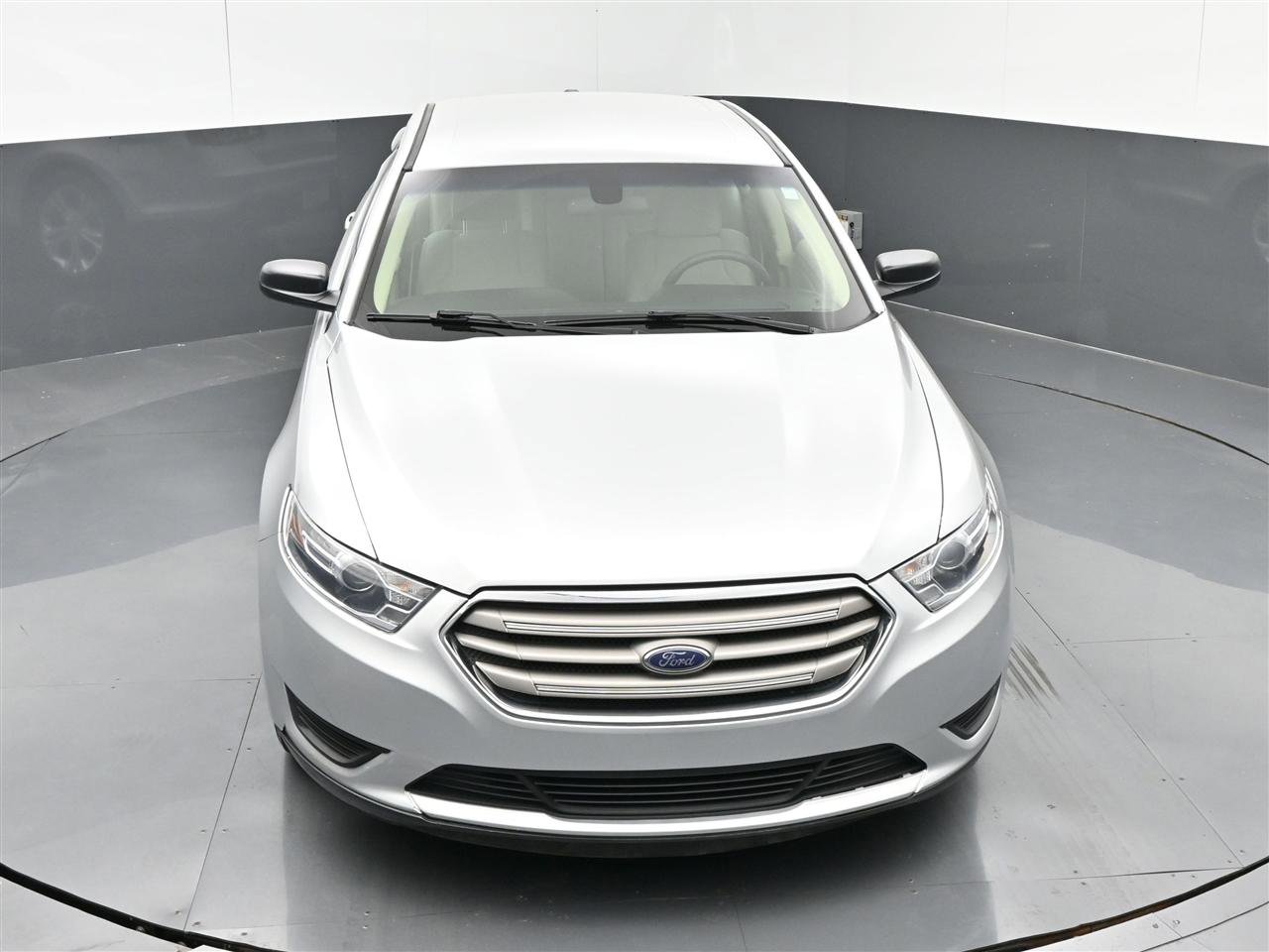 Used 2019 Ford Taurus SE FWD image 22