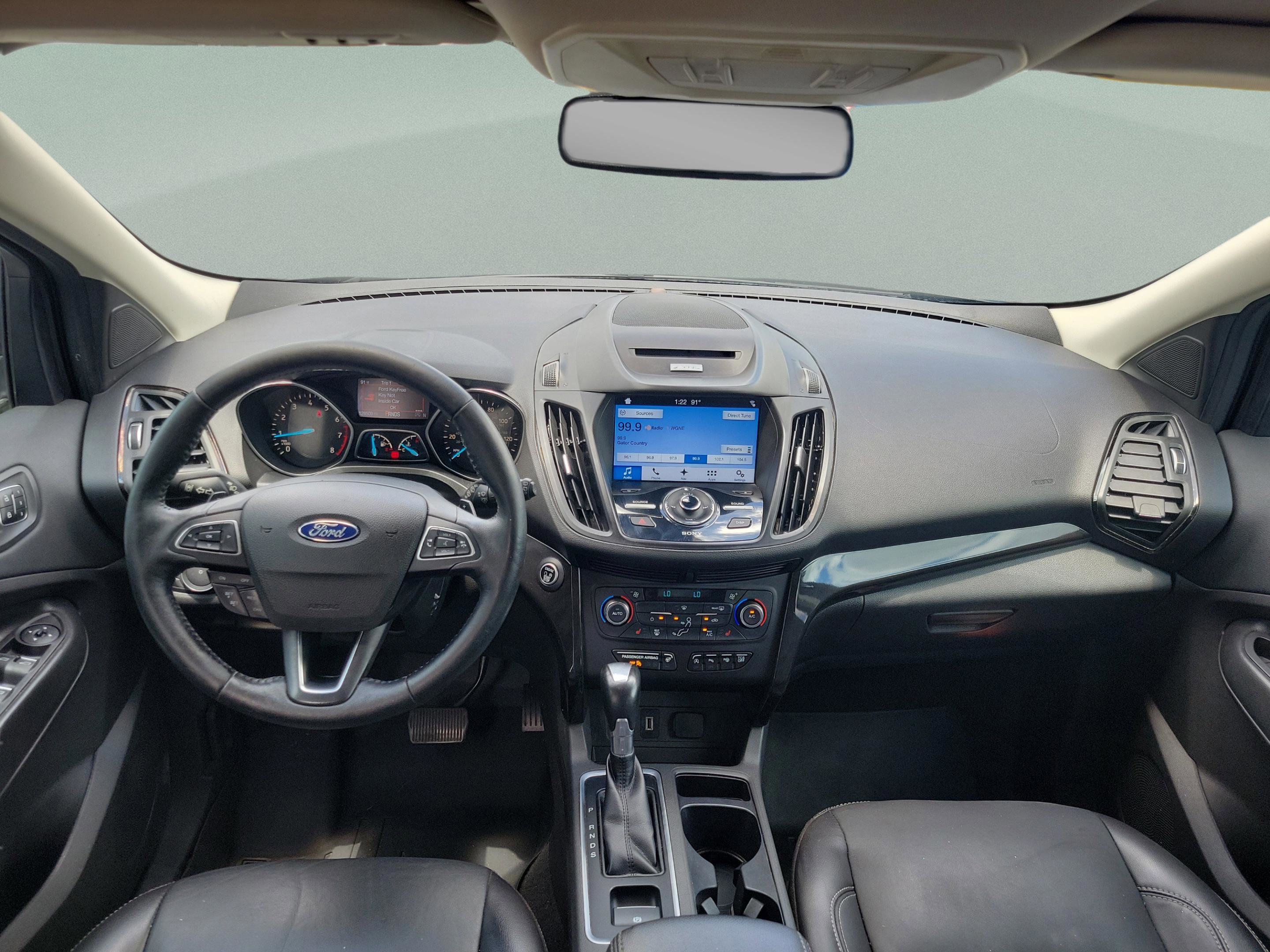 Used 2017 Ford Escape Titanium w/ Equipment Group 301A AWD/4WD image 6