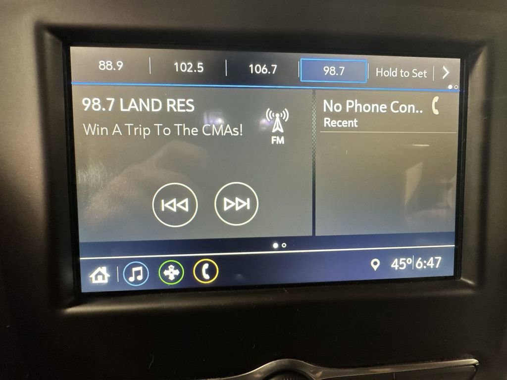 Used 2019 Chevrolet Equinox LS image 24