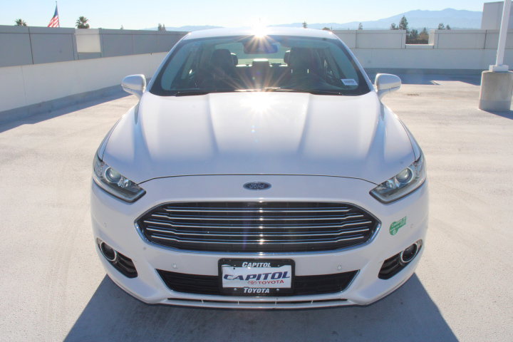Used 2014 Ford Fusion Energi SE w/ Driver Assist Package image 7