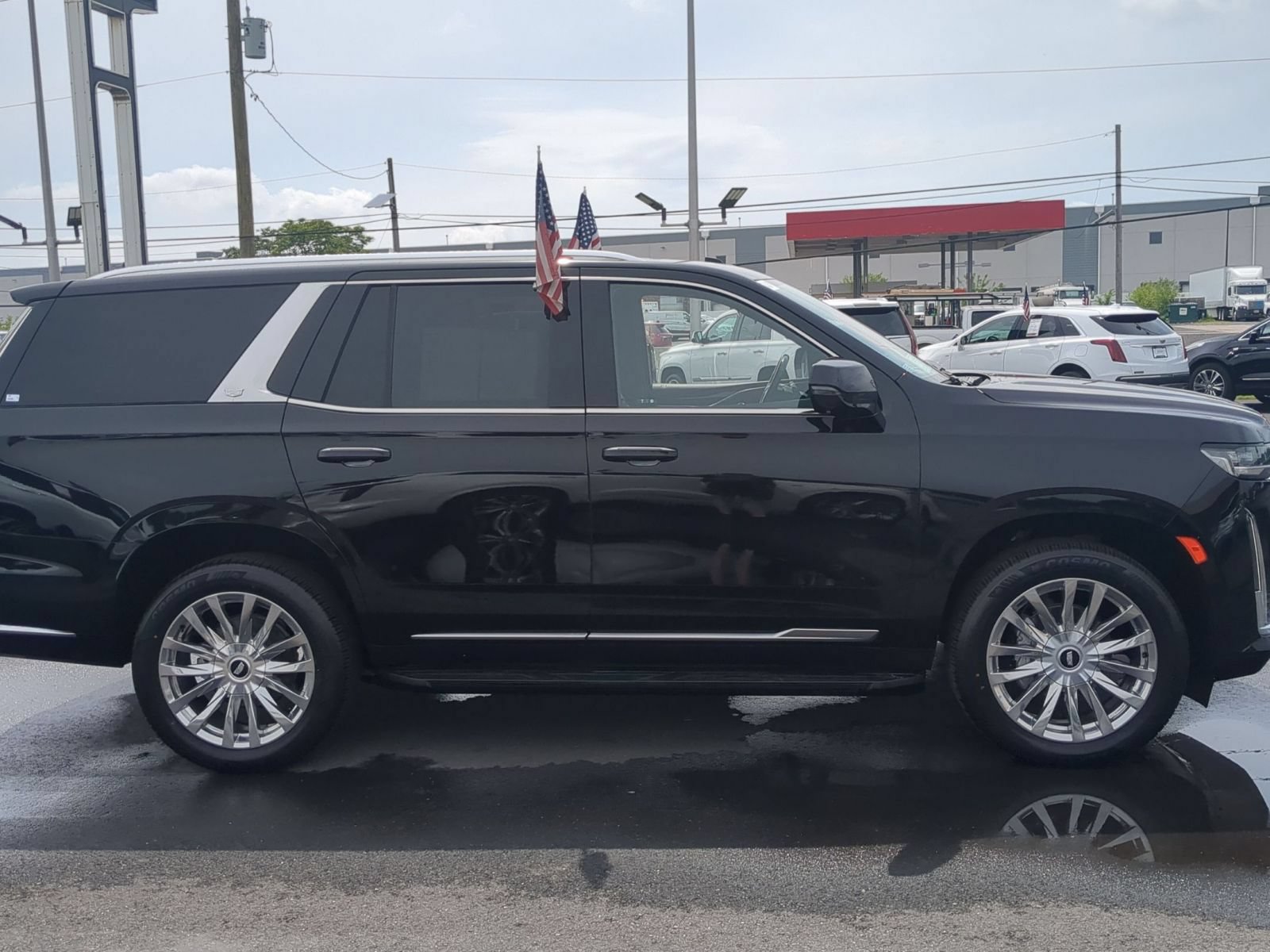 Certified 2022 Cadillac Escalade Luxury AWD/4WD image 8