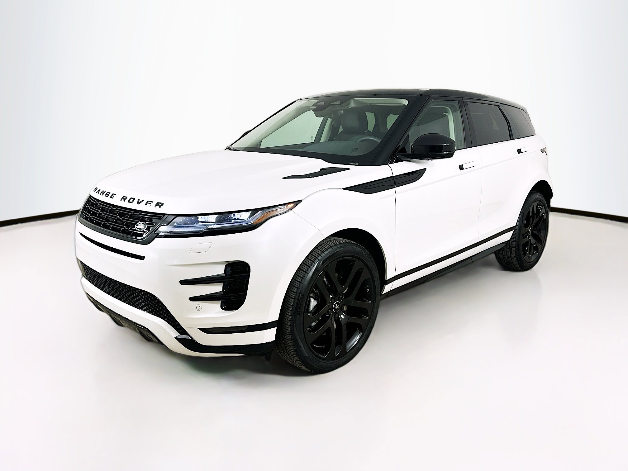 Used 2024 Land Rover Range Rover Evoque Dynamic SE