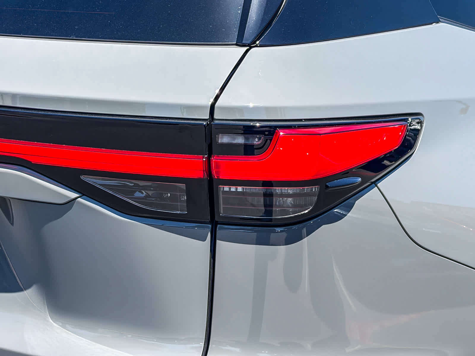 New 2026 Lexus TX 500h AWD image 8