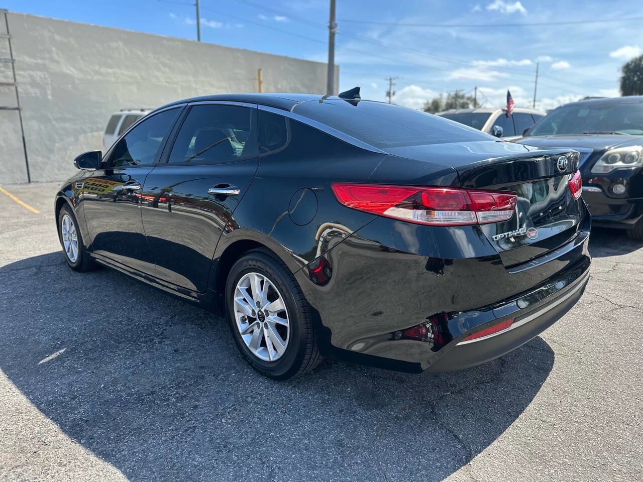 Used 2018 Kia Optima LX image 5