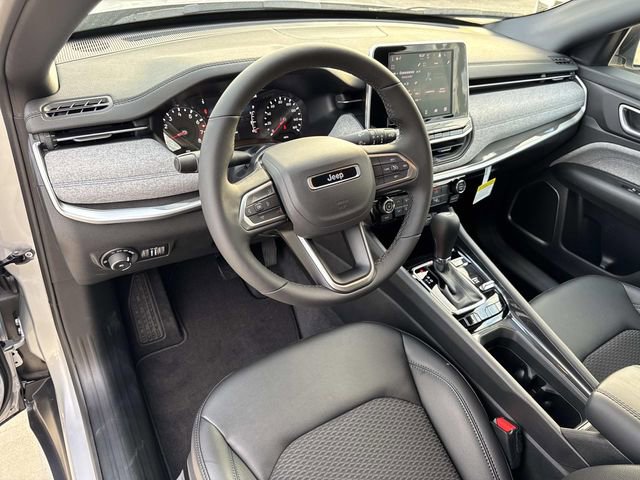 New 2026 Jeep Compass Latitude AWD/4WD image 13