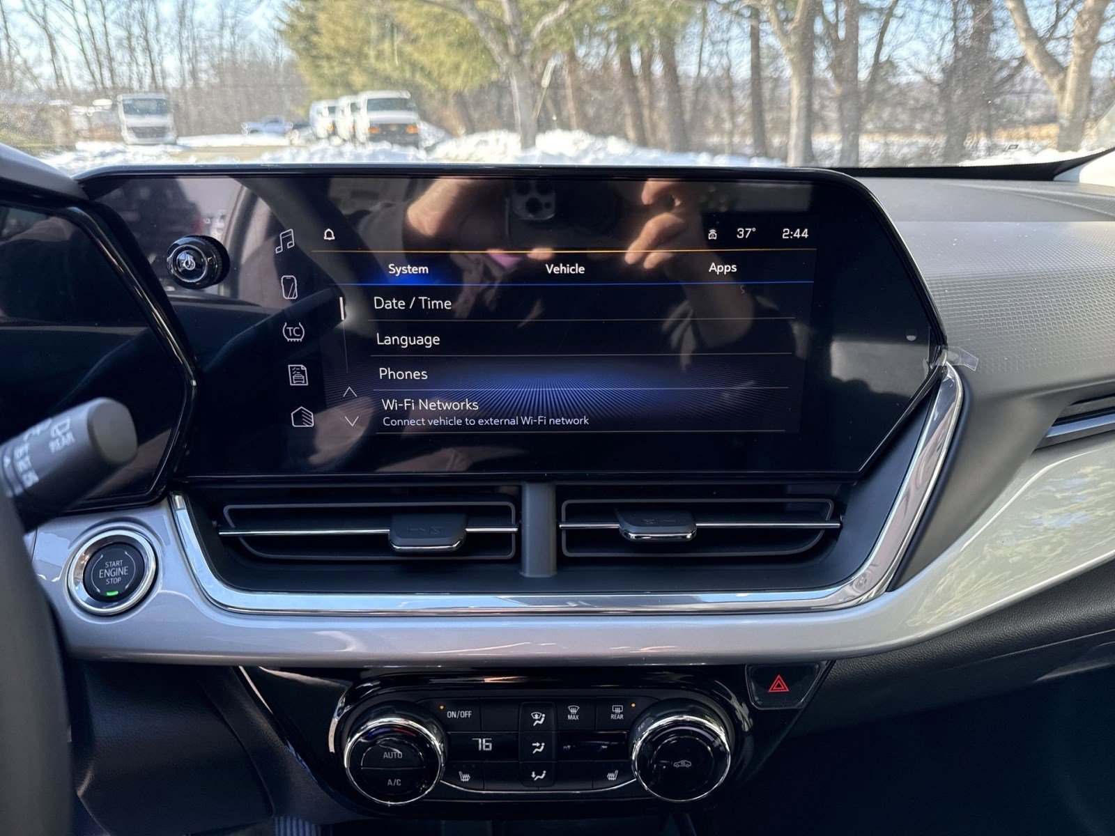 New 2026 Chevrolet Trax LT w/ Driver Confidence Package image 14