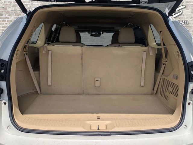 Used 2016 Toyota Highlander Limited w/ Driver Technology Package image 13