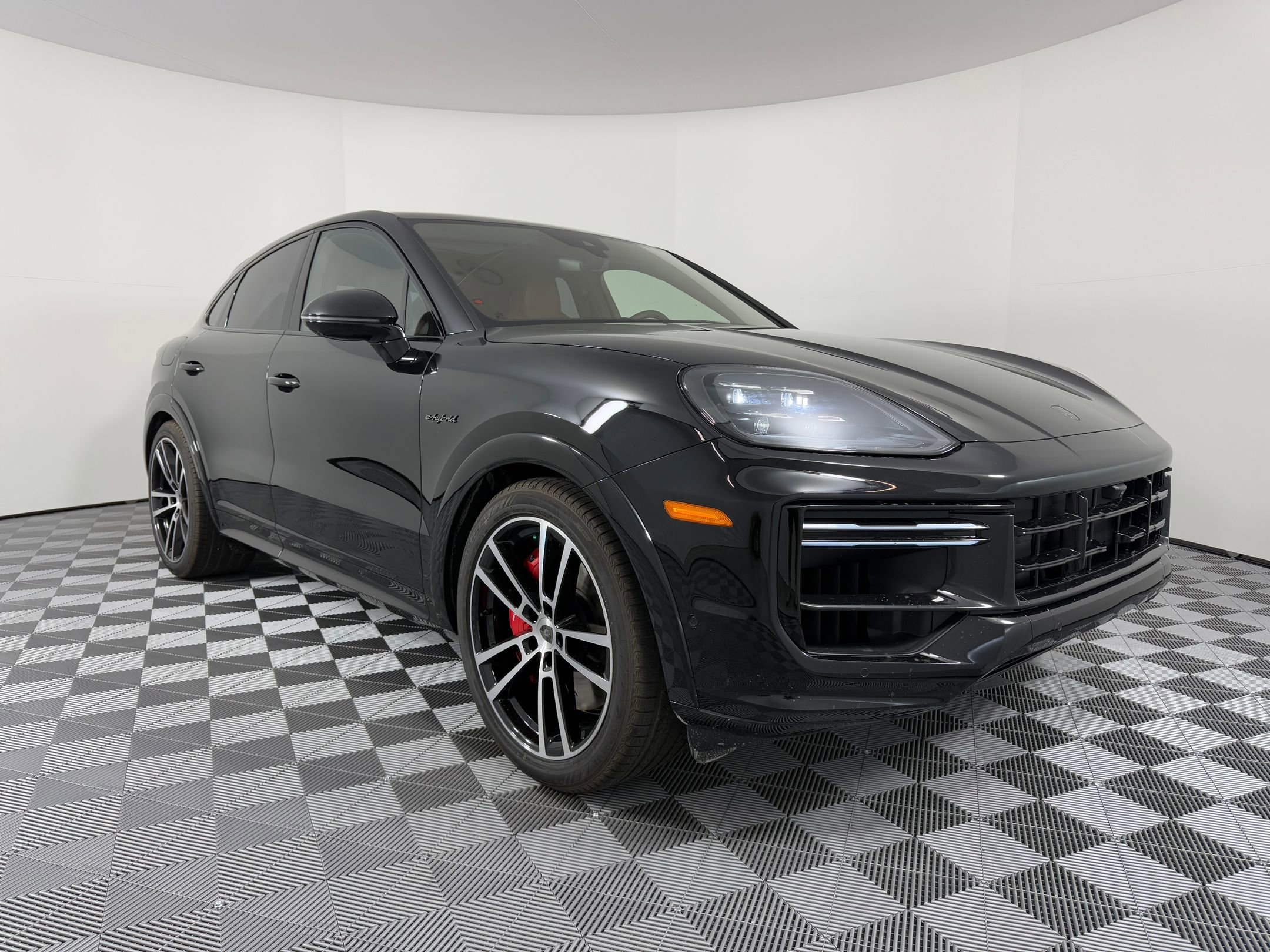 New 2026 Porsche Cayenne Turbo image 7