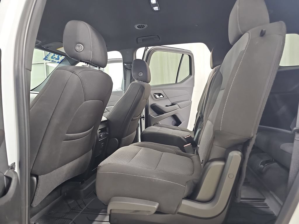 Certified 2023 Chevrolet Traverse LT w/ LPO, Floor Liner Package AWD/4WD image 21