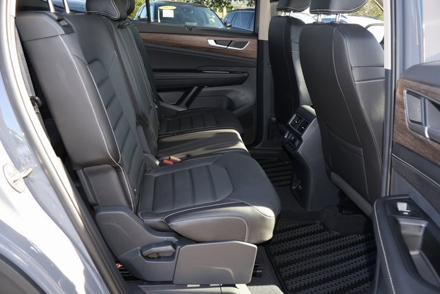 New 2026 Volkswagen Atlas SEL image 18