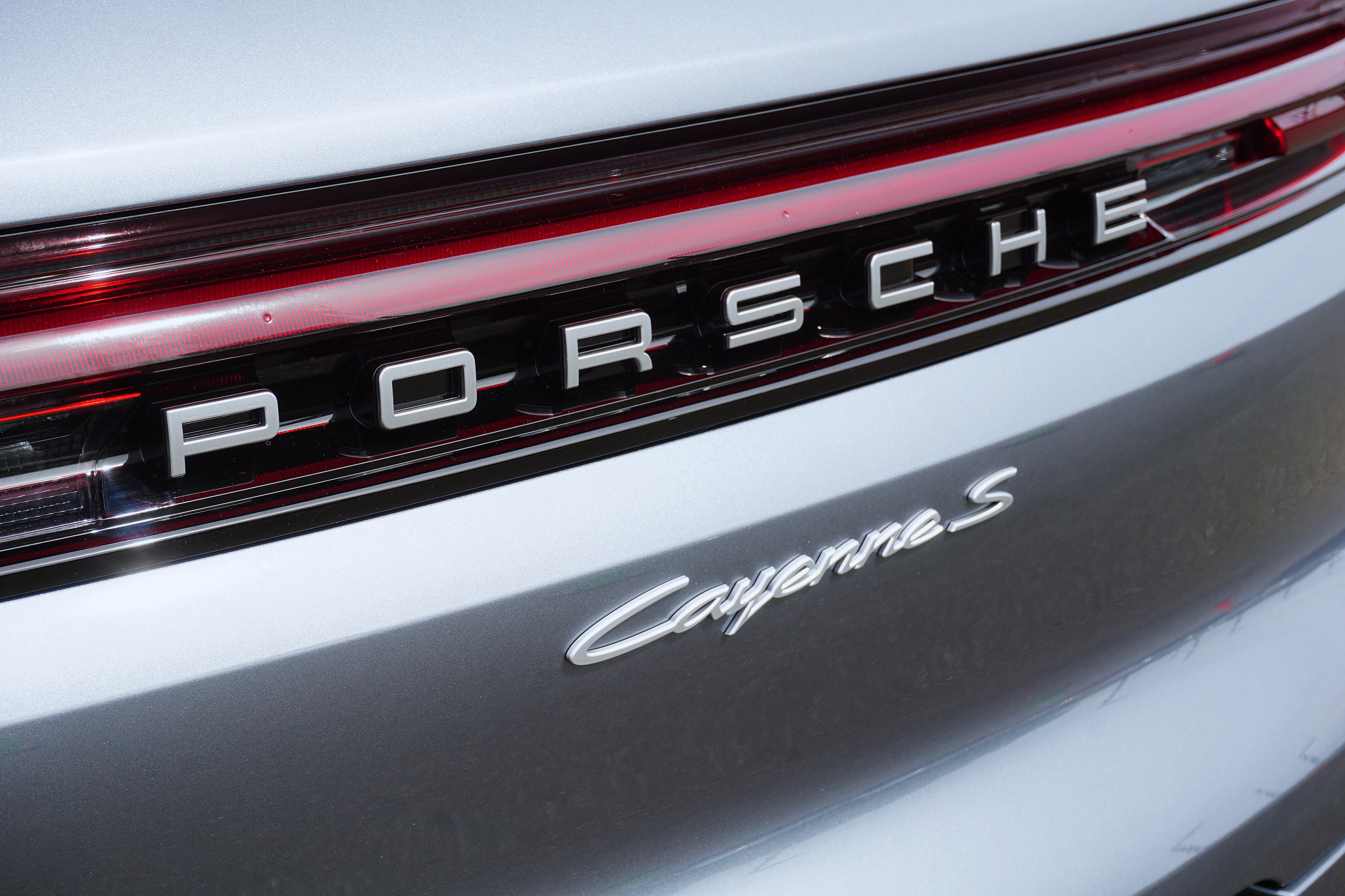 New 2026 Porsche Cayenne S AWD/4WD image 19
