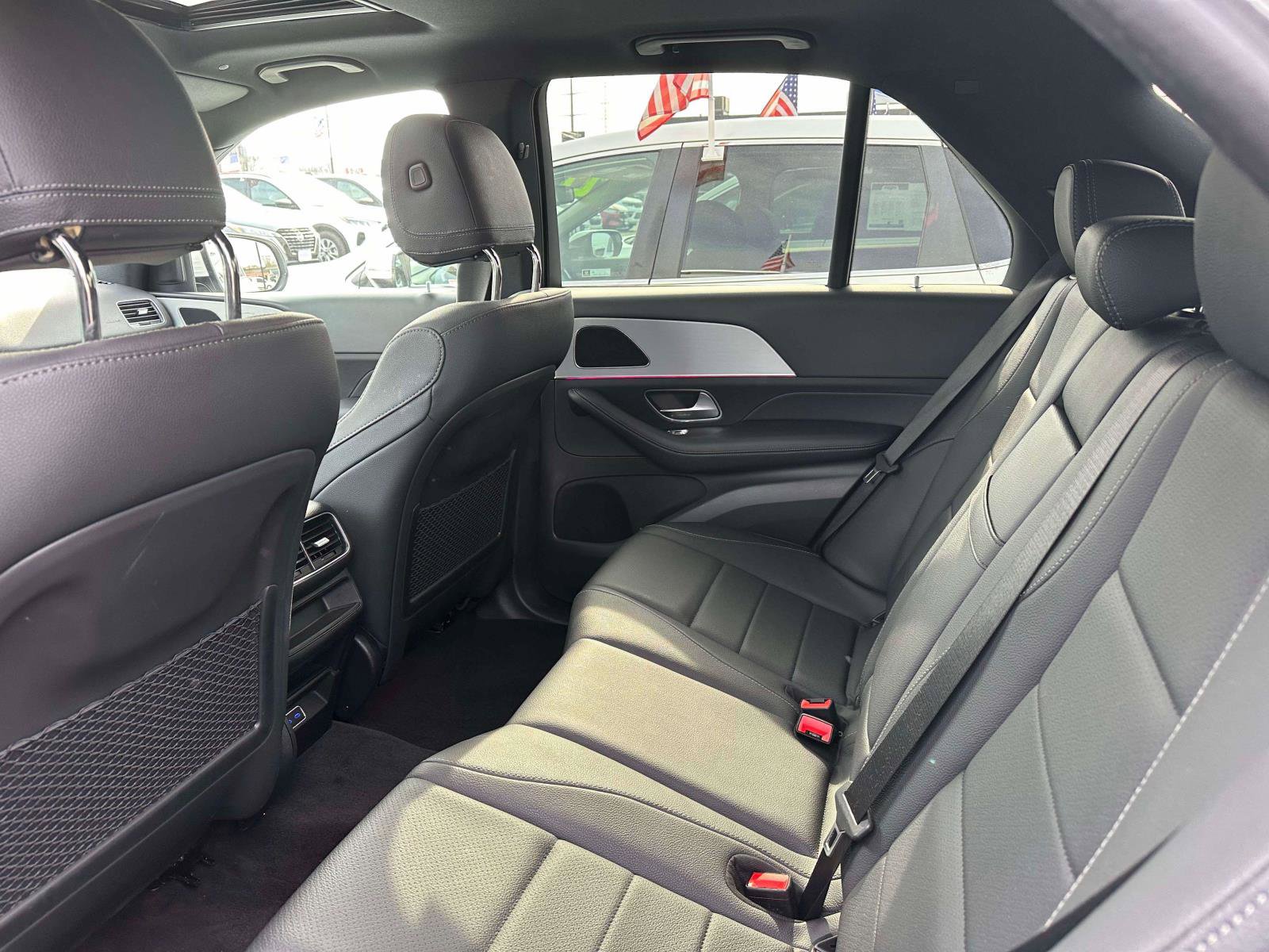 Used 2024 Mercedes-Benz GLE 450e GLE 450e Plug-In Hybrid 4MATIC image 9