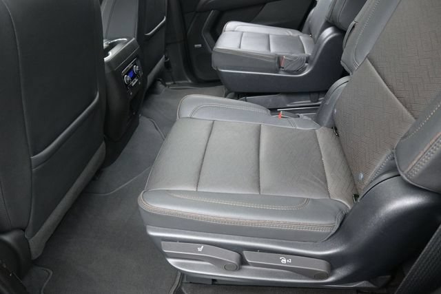 Used 2023 Chevrolet Tahoe High Country w/ Premium Package 2 AWD/4WD image 23