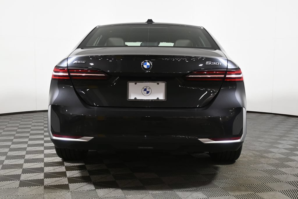 Certified 2026 BMW 530i xDrive AWD/4WD image 6