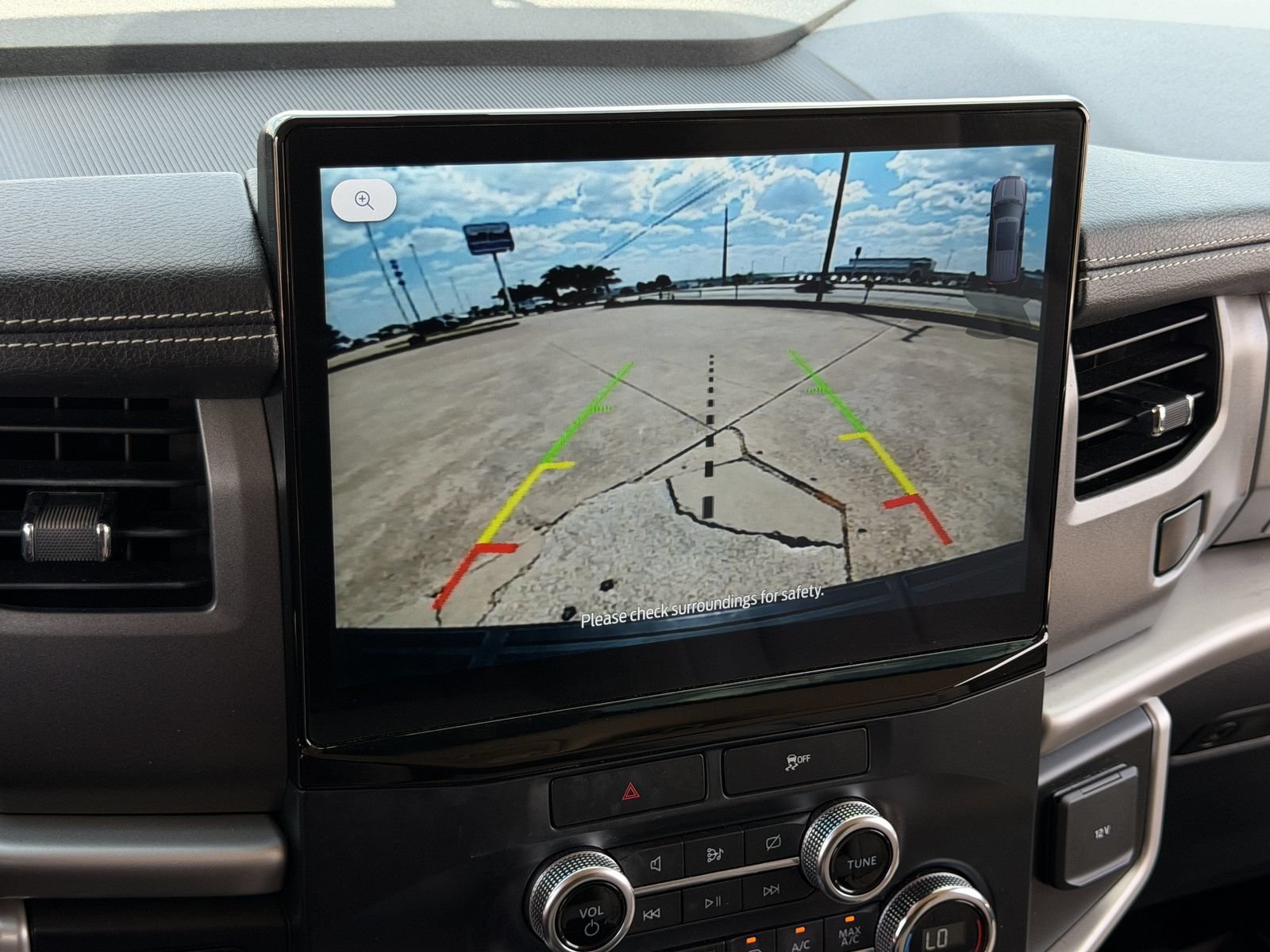 Used 2022 Ford Expedition XLT RWD image 19