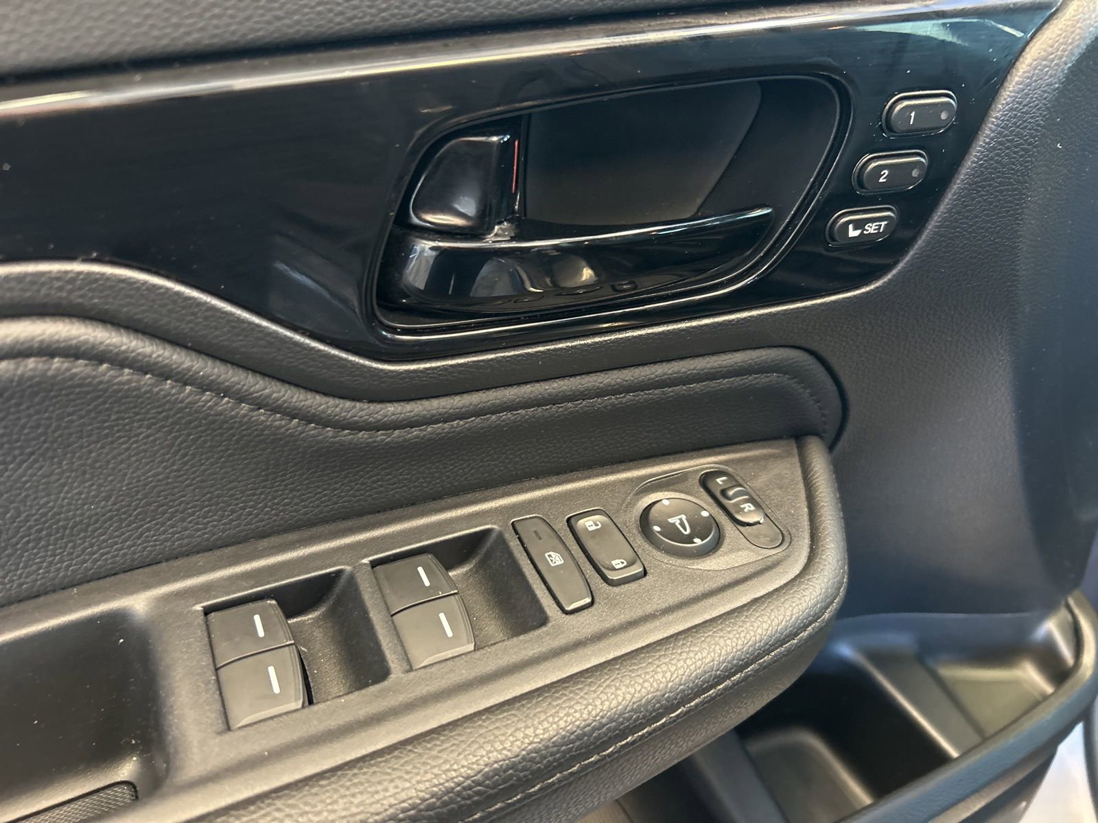 Used 2024 Honda Odyssey Touring image 19