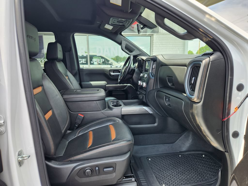 Used 2022 GMC Sierra 1500 AT4 w/ AT4 Preferred Package AWD/4WD image 11