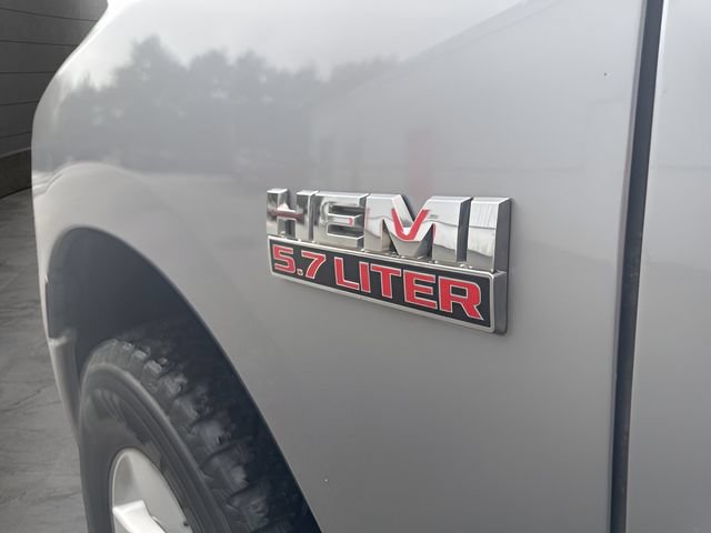 Used 2022 RAM 1500 Classic SLT w/ Trailer Tow Group AWD/4WD image 27