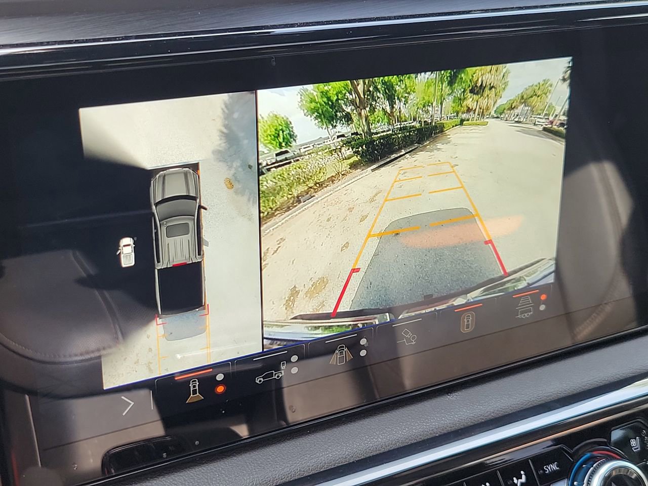 Used 2025 GMC Sierra 1500 AT4 w/ AT4 Premium Package image 25