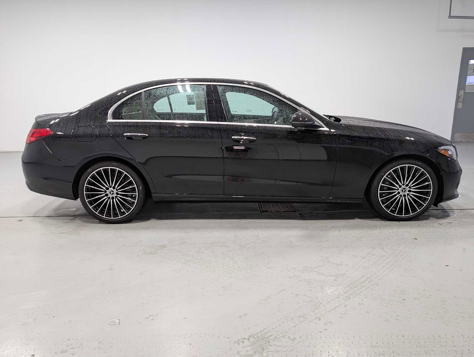 Certified 2026 Mercedes-Benz C 300 4MATIC Sedan image 7