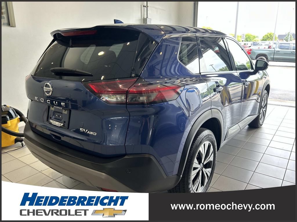 Used 2021 Nissan Rogue SV AWD/4WD image 4
