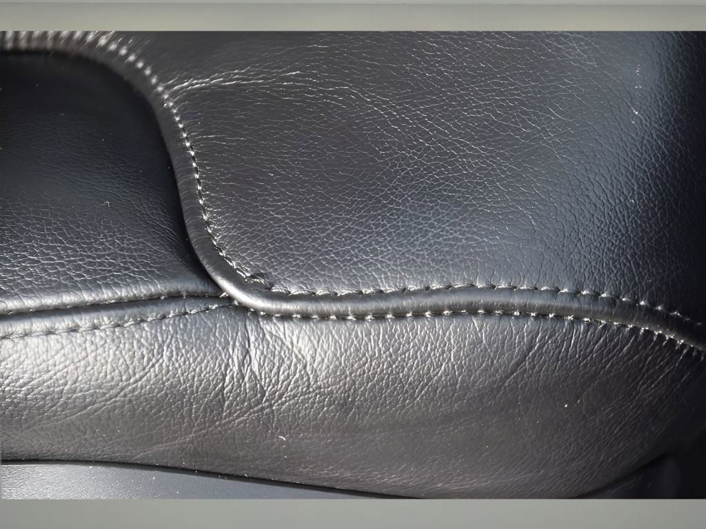 Certified 2023 Volvo S60 B5 Core w/ Climate Package image 32