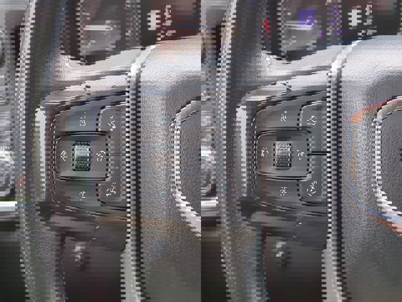 Used 2020 GMC Sierra 2500 Denali w/ Denali Ultimate Package image 25