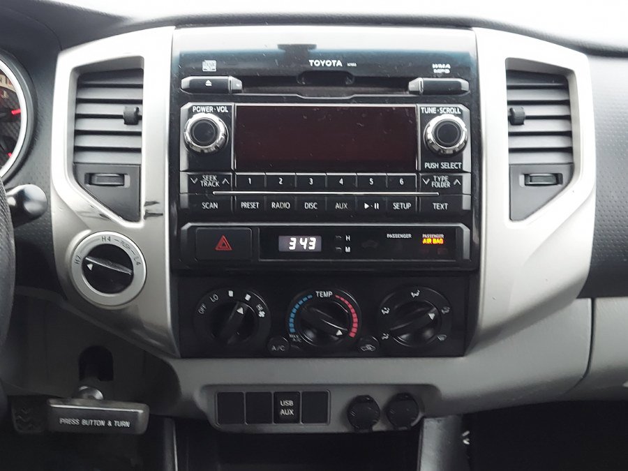 Used 2012 Toyota Tacoma 4x4 Double Cab w/ TRD Sport Pkg image 13