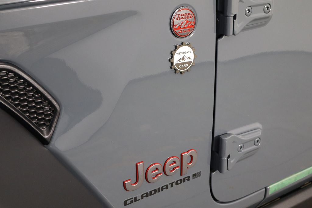 New 2026 Jeep Gladiator Rubicon w/ Steel Power Dome Hood Package AWD/4WD image 38