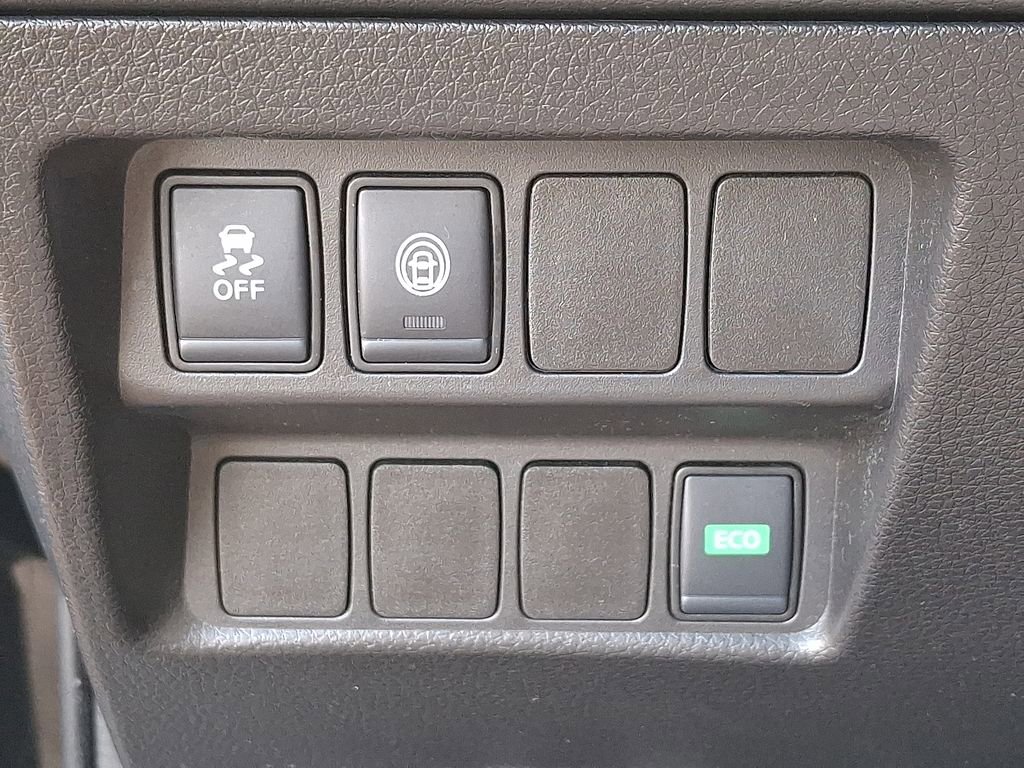 Used 2019 Nissan Rogue Sport SV image 24