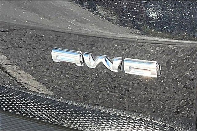 Used 2025 Ford Escape ST-Line image 24