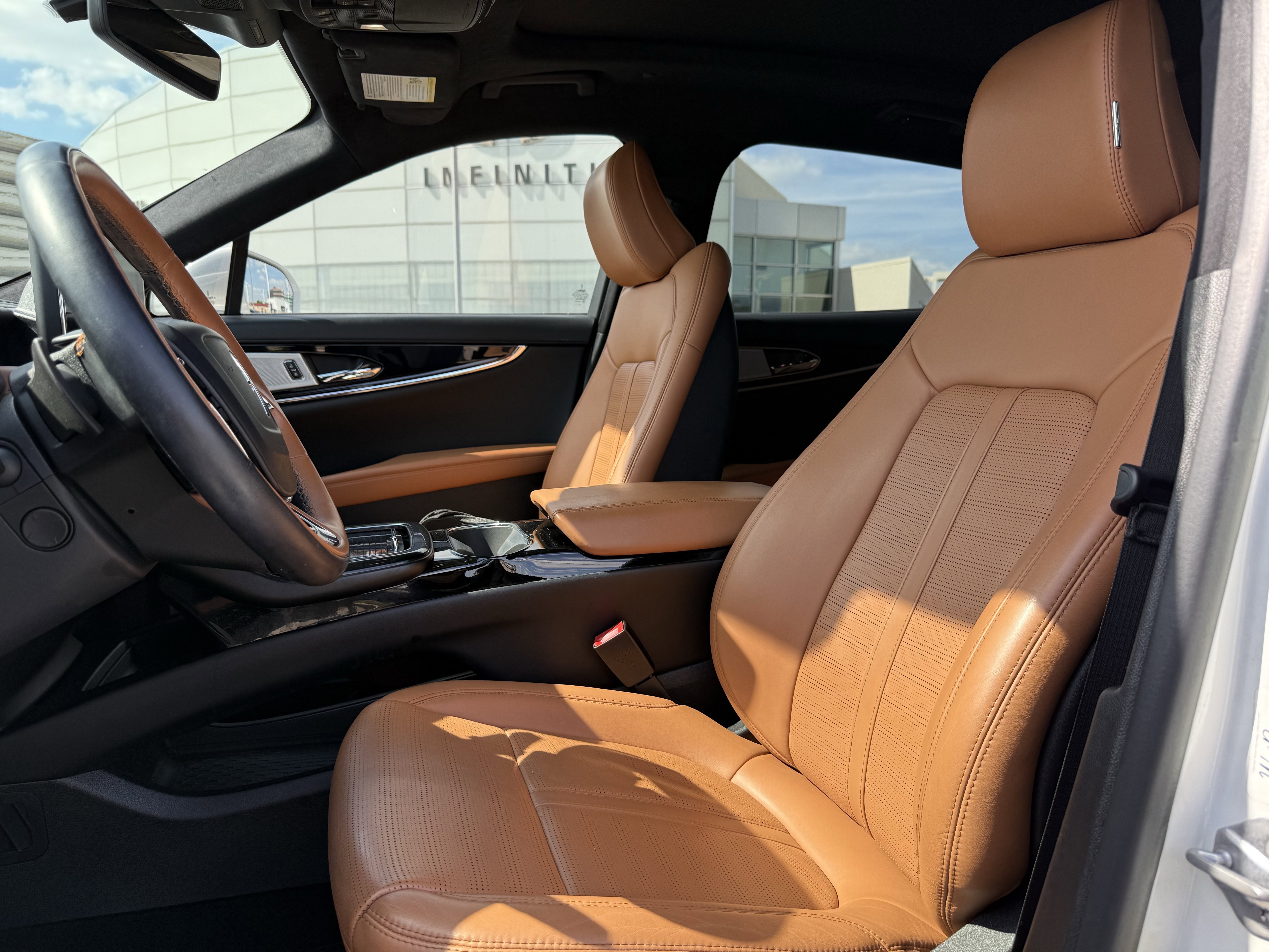 Used 2022 Lincoln Nautilus Black Label w/ Class II Trailer Tow Package image 12