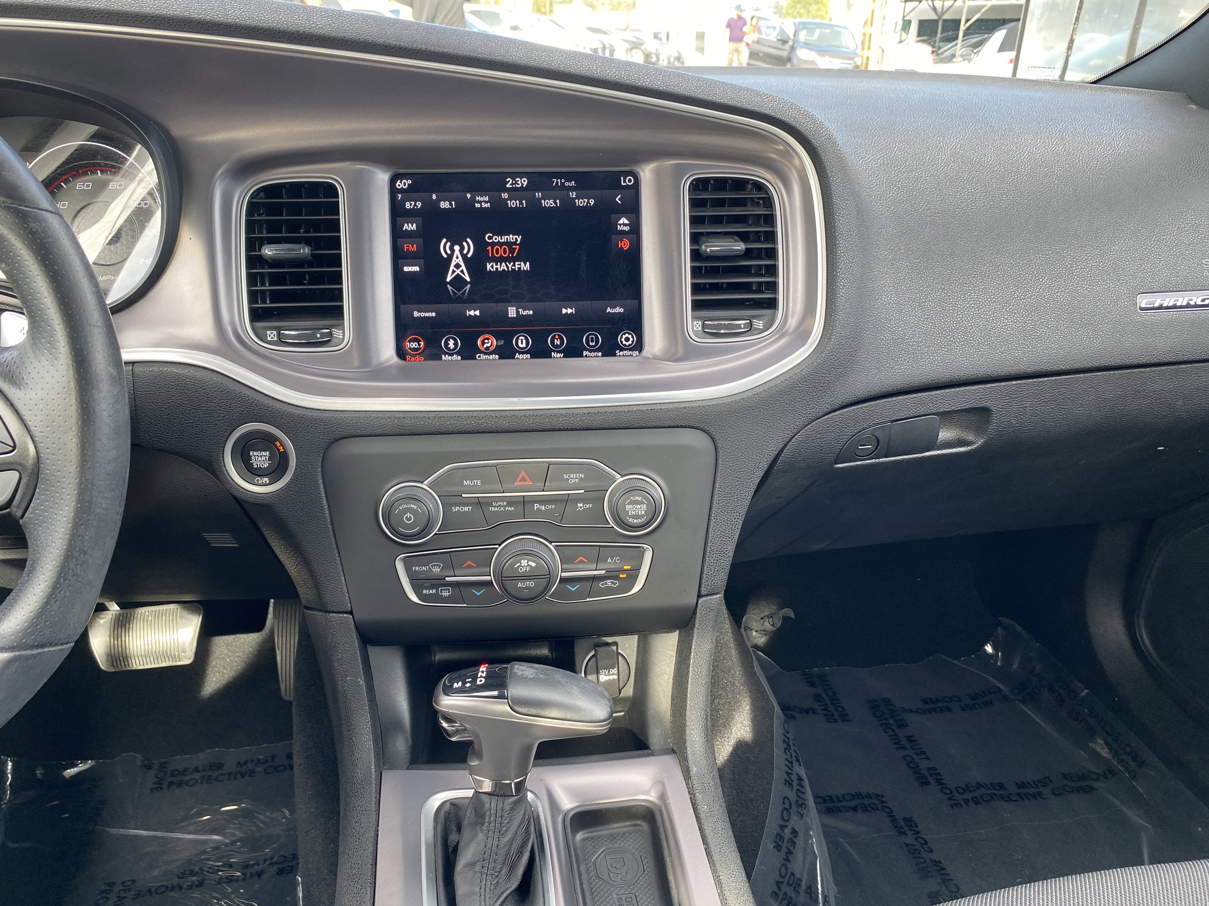 Used 2019 Dodge Charger SXT w/ Driver Confidence Group image 10